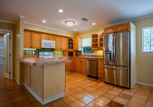 Photo 2 of Single family home for sale at 2339 Riverwood Pines Dr, Sarasota, FL 34231 | MLS# A4707250 | Listing updated on 2026-09-25