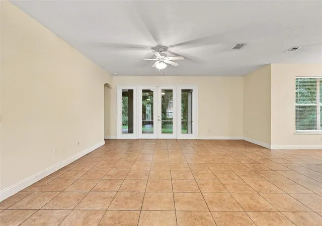 Photo 3 of Single family home for sale at 34 Ocean Pines Dr, Ormond Beach, FL 32174 | MLS# V4951468 | Listing updated on 2026-09-28