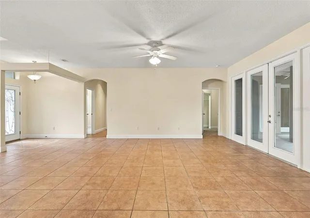Photo 4 of Single family home for sale at 34 Ocean Pines Dr, Ormond Beach, FL 32174 | MLS# V4951468 | Listing updated on 2026-09-28