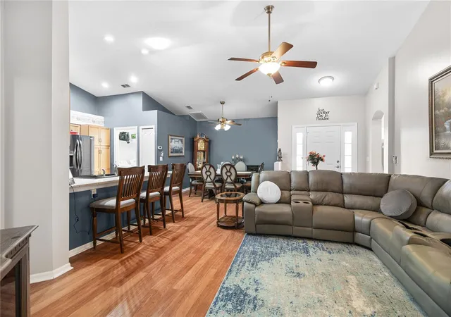 Photo 2 of Single family home for sale at 29335 Caddyshack Ln, San Antonio, FL 33576 | MLS# TB8551772 | Listing updated on 2026-09-29