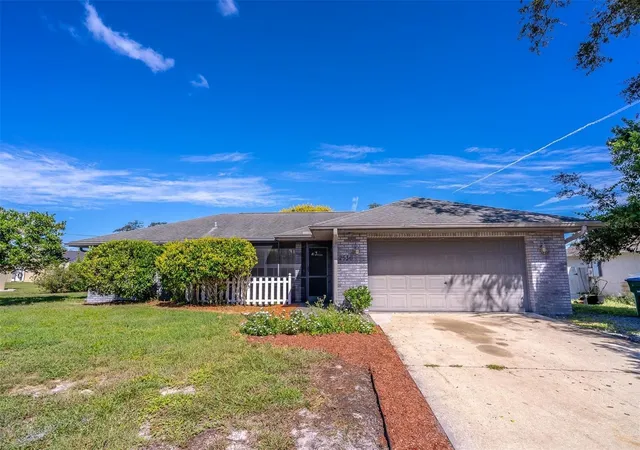 Single family home for sale at 2536 Treehaven Dr, DELTONA, FL 32738 | MLS# V4951470
