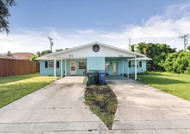 Photo 1 of Multi family home for sale at 300 & 302 Briarwood Rd, Venice, FL 34293 | MLS# TB8551774 | Listing updated on 2026-10-05