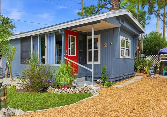 Photo 1 of Manufactured home for sale at 12507 Cortez Rd W #2, Cortez, FL 34215 | MLS# A4707251 | Listing updated on 2026-10-07