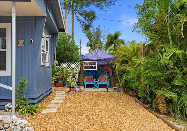 Photo 3 of Manufactured home for sale at 12507 Cortez Rd W #2, Cortez, FL 34215 | MLS# A4707251 | Listing updated on 2026-10-07
