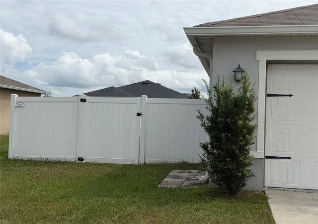 Photo 31 of Single family home for sale at 2500 Begonia St, MASCOTTE, FL 34753 | MLS# O6444451 | Listing updated on 2026-10-09