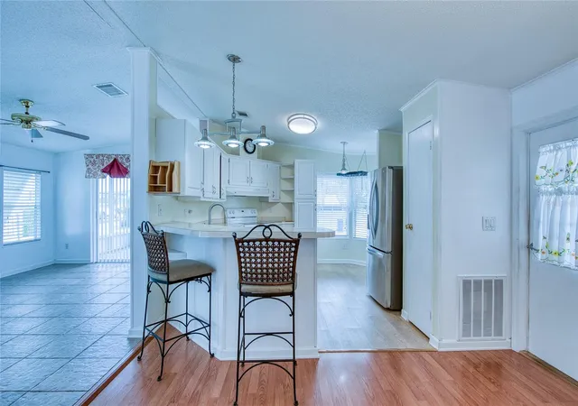 Photo 4 of Manufactured home for sale at 82 Pelican Dr N, Oldsmar, FL 34677 | MLS# TB8551783 | Listing updated on 2026-10-08