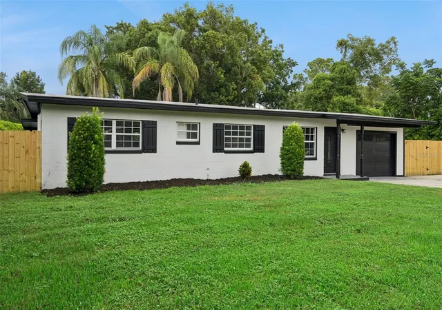 Photo 2 of Single family home for sale at 390 Frances Ave, Casselberry, FL 32707 | MLS# O6444455 | Listing updated on 2026-09-30