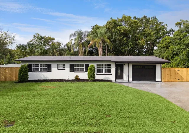 Photo 3 of Single family home for sale at 390 Frances Ave, Casselberry, FL 32707 | MLS# O6444455 | Listing updated on 2026-09-30