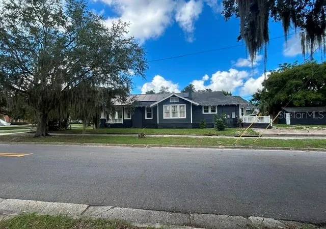 Photo 3 of Sale Pending at 339 E Central Ave, Lake Wales, FL 33853 | MLS# TB8551785 | Listing updated on 2026-09-30