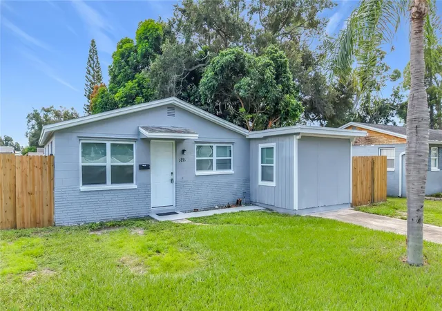 Photo 3 of Single family home for sale at 5896 92nd Avenue N, Pinellas Park, FL 33782 | MLS# TB8551797 | Listing updated on 2026-09-25