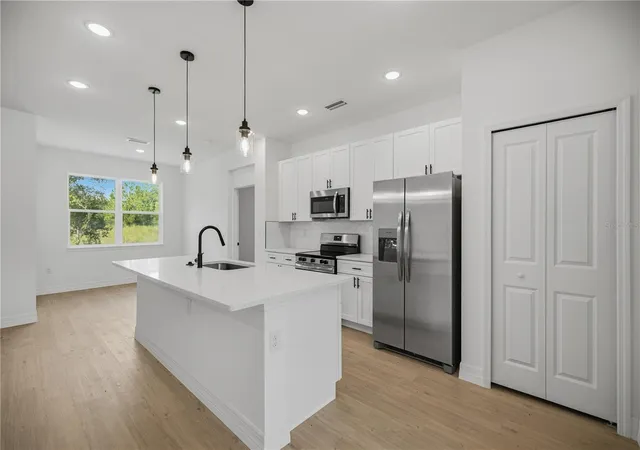 Photo 3 of Single family home for sale at 10868 N Academy Dr, Citrus Springs, FL 34434 | MLS# O6444464 | Listing updated on 2026-09-25