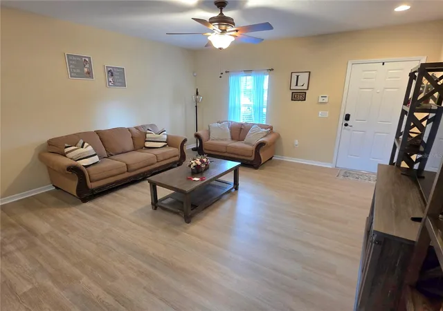 Photo 4 of Townhouse for sale at 15801 Stable Run Dr, Spring Hill, FL 34610 | MLS# W7889790 | Listing updated on 2026-09-25
