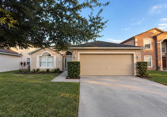 Photo 1 of Single family home for sale at 11857 Pethrick Dr, Orlando, FL 32824 | MLS# O6444470 | Listing updated on 2026-10-11