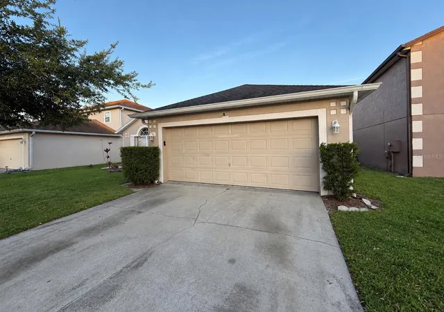 Photo 2 of Single family home for sale at 11857 Pethrick Dr, Orlando, FL 32824 | MLS# O6444470 | Listing updated on 2026-10-11