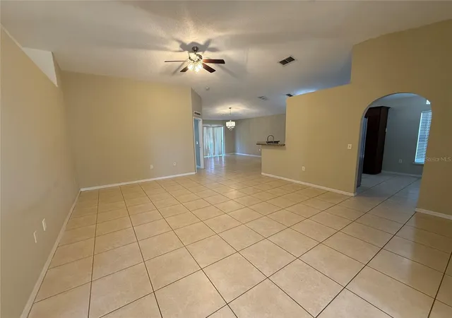Photo 4 of Single family home for sale at 11857 Pethrick Dr, Orlando, FL 32824 | MLS# O6444470 | Listing updated on 2026-10-11