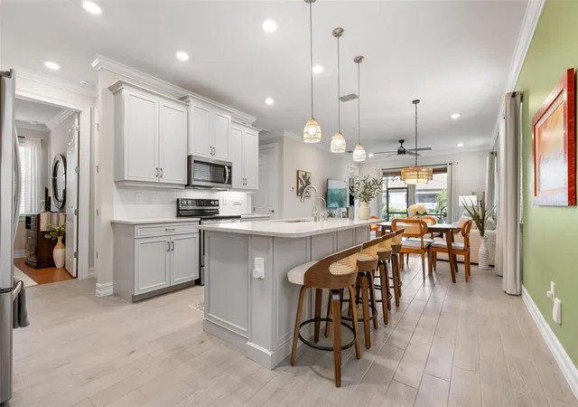 Photo 3 of Single family home for sale at 313 Palestro St, Nokomis, FL 34275 | MLS# A4707263 | Listing updated on 2026-09-26