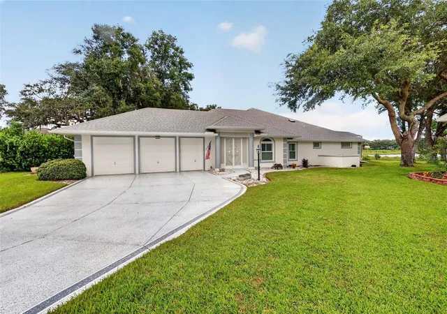 Photo 1 of Single family home for sale at 5409 Essex Ct, Leesburg, FL 34748 | MLS# G5118222 | Listing updated on 2026-09-25