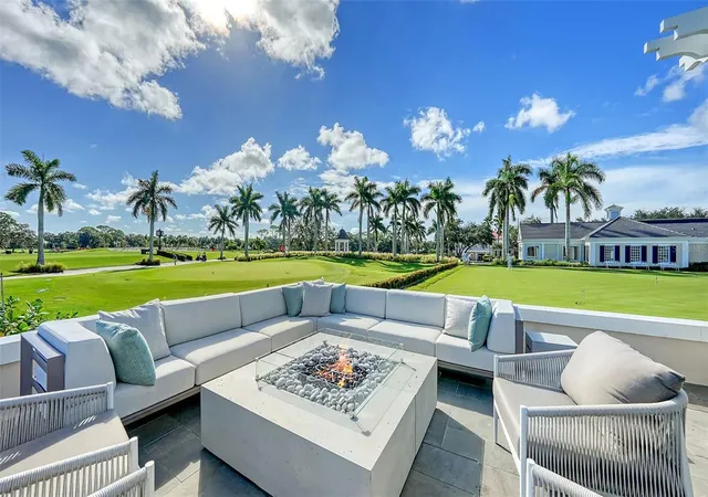 Photo 3 of Sale Pending at 256 Turquoise Ln, Osprey, FL 34229 | MLS# A4707269 | Listing updated on 2026-10-02