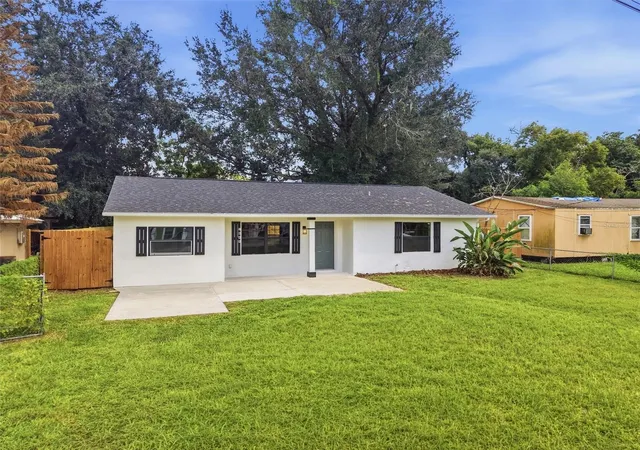 Photo 2 of Single family home for sale at 1049 Edith Ave, Lakeland, FL 33805 | MLS# TB8551809 | Listing updated on 2026-09-26