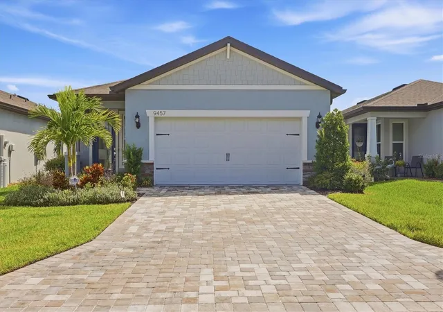Photo 2 of Single family home for sale at 9457 Shorebird Ct, Parrish, FL 34219 | MLS# A4707271 | Listing updated on 2026-10-25