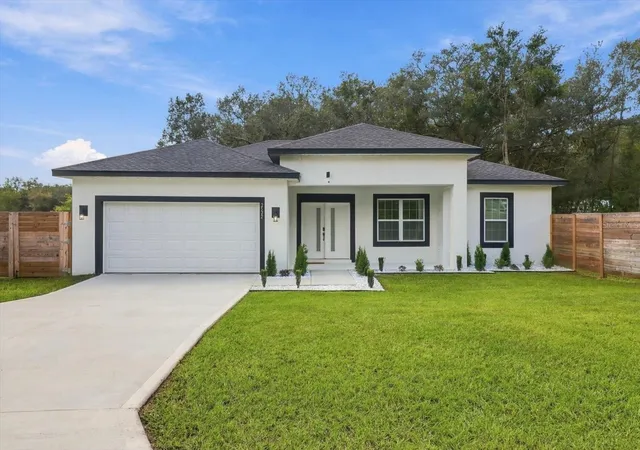 Photo 3 of Single family home for sale at 2522 W Castle Rd, Citrus Springs, FL 34434 | MLS# OM732826 | Listing updated on 2026-09-24