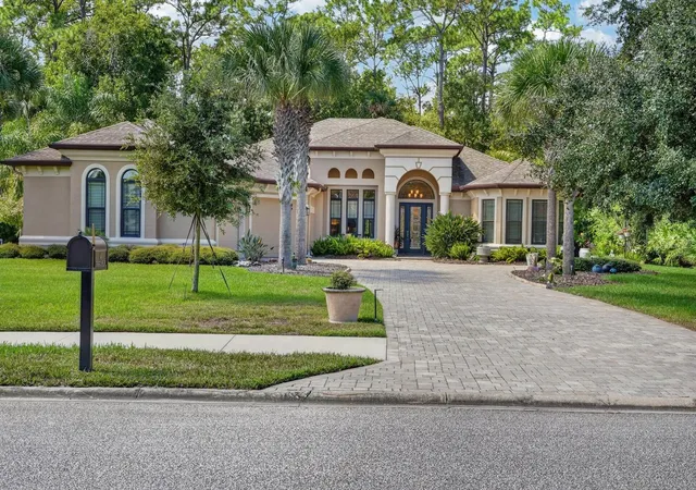 Photo 1 of Single family home for sale at 4 Scarlet Oak Cir, Palm Coast, FL 32137 | MLS# FC321674 | Listing updated on 2026-10-30