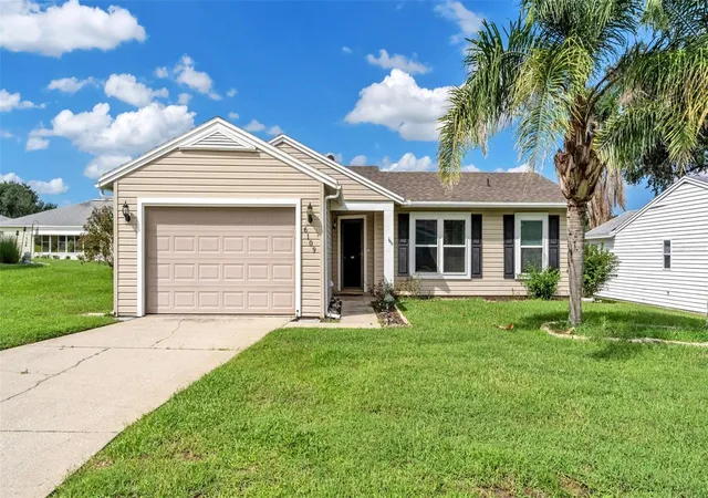 Photo 3 of Single family home for sale at 6109 Kittiwake Dr, Lakeland, FL 33809 | MLS# L4965312 | Listing updated on 2026-09-28