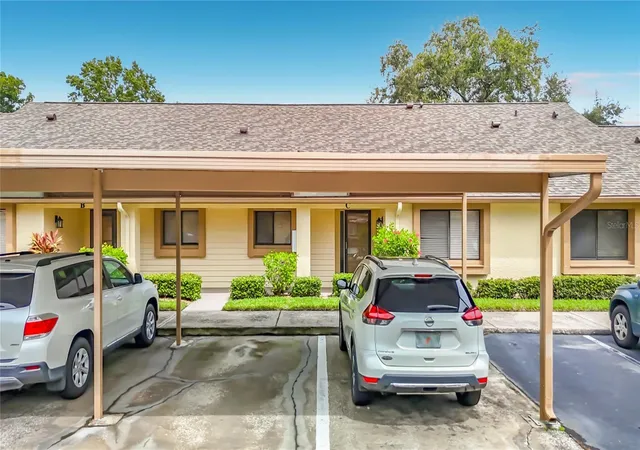 Photo 1 of Condo for sale at 2546 Oakleaf Ln #35C, Clearwater, FL 33763 | MLS# W7889795 | Listing updated on 2026-09-25