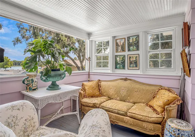 Photo 3 of Single family home for sale at 102 Palmora Blvd, Leesburg, FL 34748 | MLS# V4951474 | Listing updated on 2026-09-25