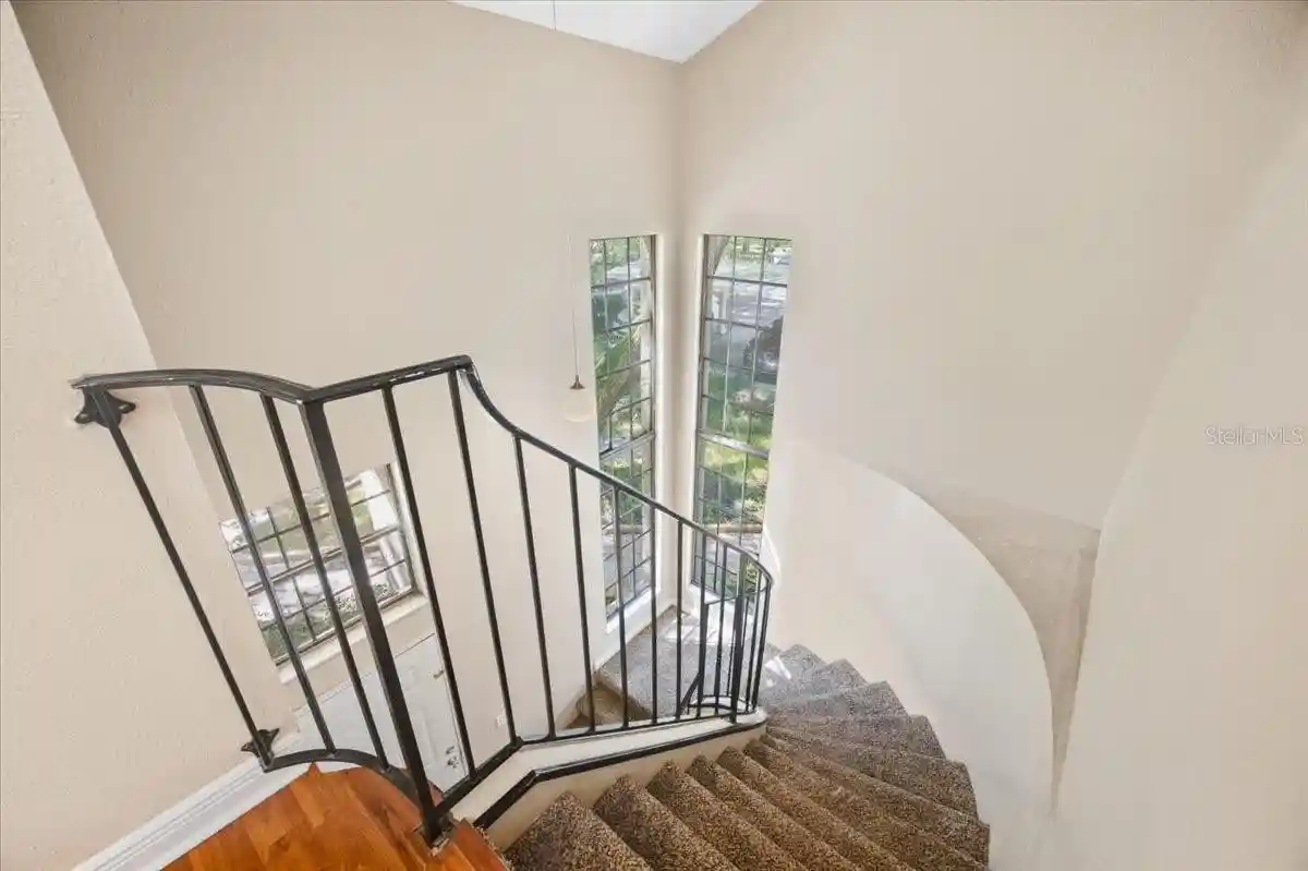 Listing Photo 2 - Condo for sale in 255 Los Prados Dr located at 255 Los Prados Dr, SAFETY HARBOR, FL 34695 - Unit #255