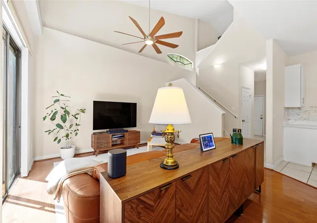 Photo 2 of Single family home for sale at 1010 Winderley Pl #100, Maitland, FL 32751 | MLS# O6444498 | Listing updated on 2026-10-06