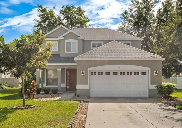 Photo 1 of Single family home for sale at 413 Split Oak Ct, Eustis, FL 32736 | MLS# O6444501 | Listing updated on 2026-10-01
