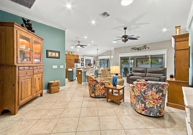 Photo 4 of Single family home for sale at 2947 Bureau Path, The Villages, FL 32163 | MLS# G5118226 | Listing updated on 2026-09-27