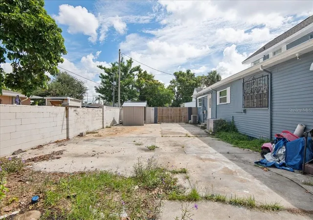 Photo 25 of Single family home for sale at 3001 W Chestnut St, TAMPA, FL 33607 | MLS# TB8551830 | Listing updated on 2026-10-06