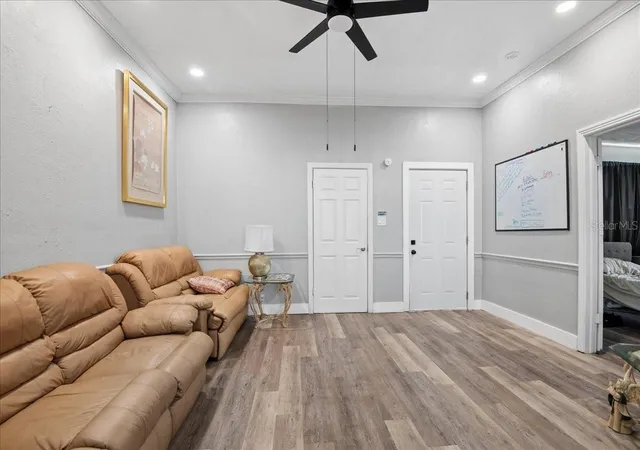 Photo 2 of Single family home for sale at 3001 W Chestnut St, Tampa, FL 33607 | MLS# TB8551830 | Listing updated on 2026-10-04