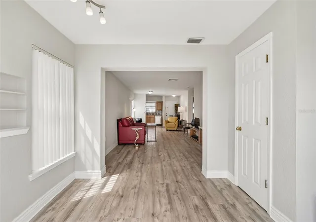 Photo 4 of Condo for sale at 6026 Lilli Way, Bradenton, FL 34207 | MLS# A4707279 | Listing updated on 2026-09-29