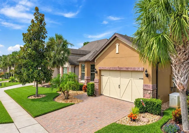 Photo 2 of Single family home for sale at 475 Palencia Pl, Davenport, FL 33837 | MLS# S5158240 | Listing updated on 2026-10-08
