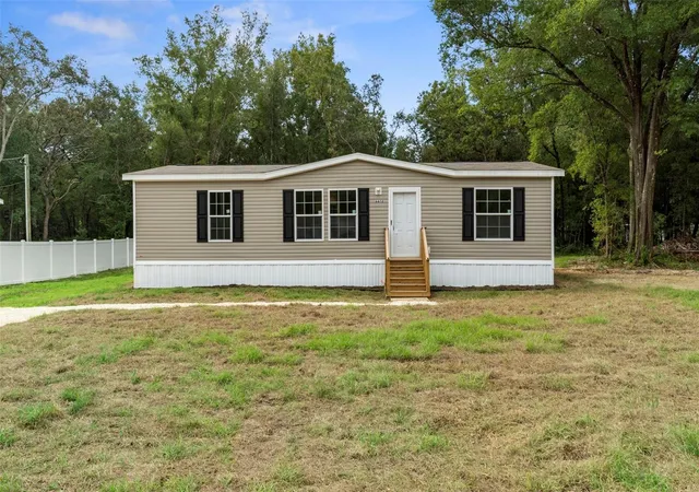 Photo 1 of Manufactured home for sale at 6612 W Grant St, Homosassa, FL 34448 | MLS# W7889797 | Listing updated on 2026-10-06