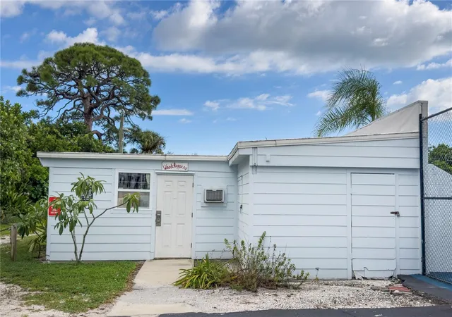 Photo 71 of Single family home for sale at 3019 Florida Blvd, BRADENTON, FL 34207 | MLS# A4707285 | Listing updated on 2026-10-08