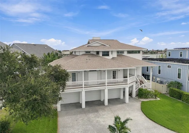 Photo 2 of Single family home for sale at 930 59th Avenue, St Pete Beach, FL 33706 | MLS# TB8551849 | Listing updated on 2026-10-03