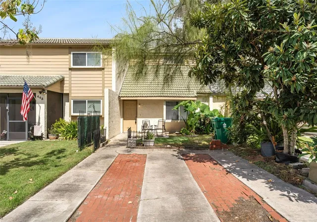 Photo 1 of Townhouse for sale at 441 Sand Lime Rd, Winter Garden, FL 34787 | MLS# O6444524 | Listing updated on 2026-09-28