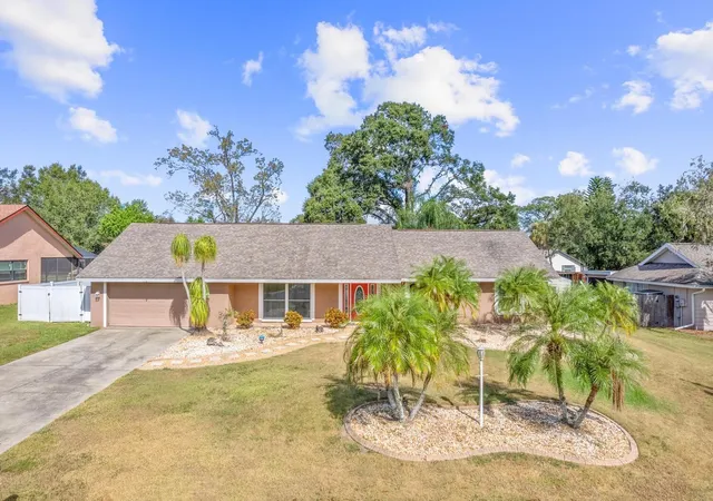 Photo 3 of Single family home for sale at 4502 Mohican Trl, Valrico, FL 33594 | MLS# TB8551852 | Listing updated on 2026-09-25