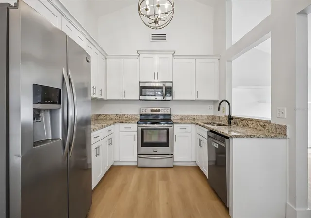 Photo 3 of Single family home for sale at 2805 Northcote Dr, Palm Harbor, FL 34684 | MLS# TB8551853 | Listing updated on 2026-10-06