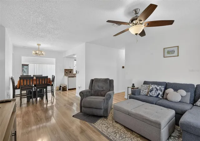 Photo 4 of House for sale at 82 Circlewood Dr #A3-4, Venice, FL 34293 | MLS# N6145908 | Listing updated on 2026-09-30