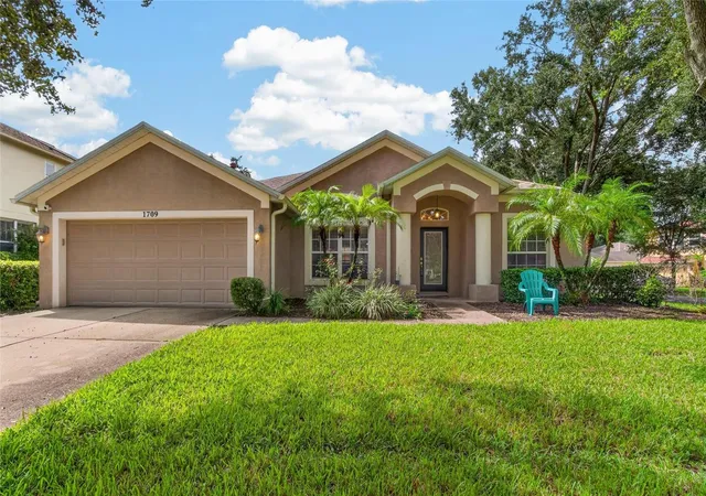 Photo 3 of Single family home for sale at 1709 Woodwatch Way, Brandon, FL 33510 | MLS# TB8551855 | Listing updated on 2026-10-21