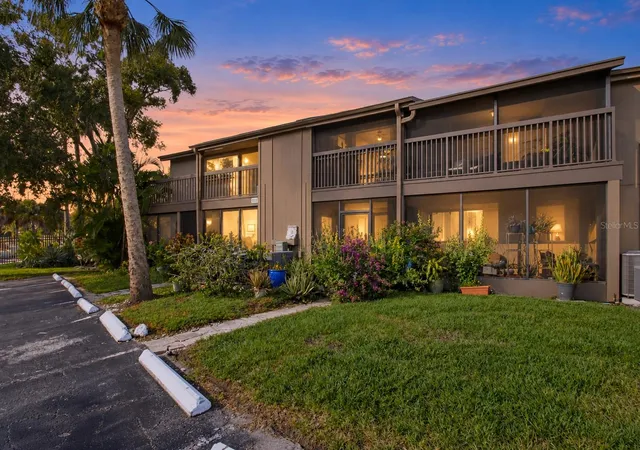Condo for sale at 6346 Newtown Cir #46B4, TAMPA, FL 33615 | MLS# TB8551860