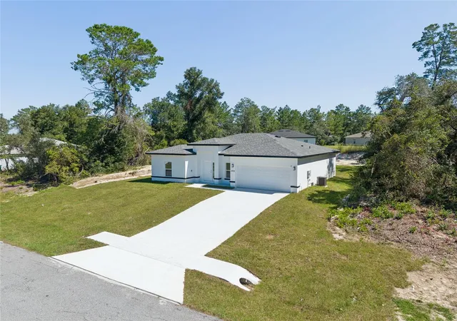 Photo 4 of Single family home for sale at 2498 SW 163rd Place, Ocala, FL 34473 | MLS# S5158244 | Listing updated on 2026-09-29