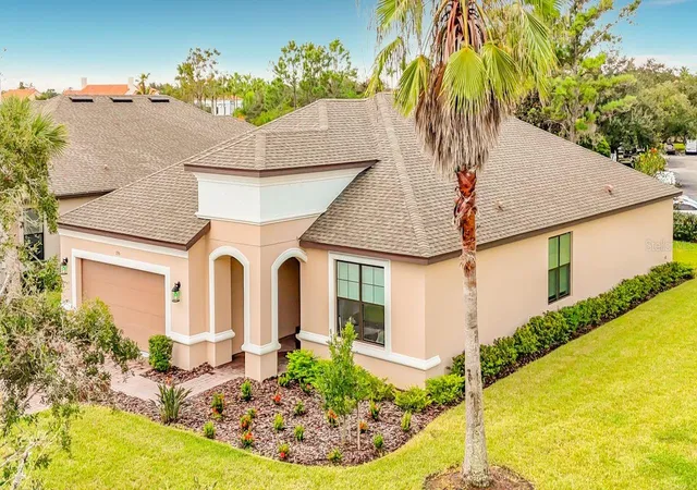Photo 1 of Single family home for sale at 195 Casavista Dr, Kissimmee, FL 34759 | MLS# S5158246 | Listing updated on 2026-09-25