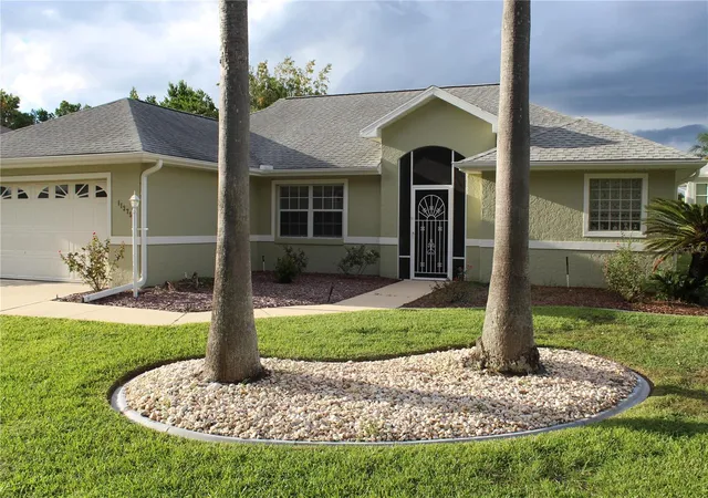 Photo 3 of Single family home for sale at 11375 SE 175th Lane, Summerfield, FL 34491 | MLS# OM732843 | Listing updated on 2026-09-25