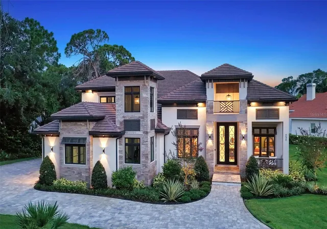 Photo 1 of Single family home for sale at 650 Oaks Crk Ct, Osprey, FL 34229 | MLS# A4707301 | Listing updated on 2026-09-29